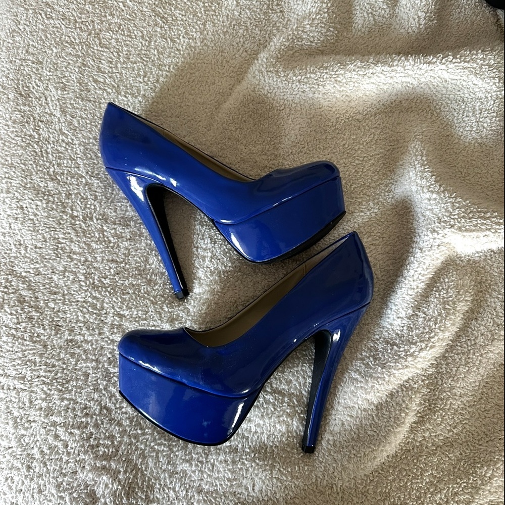 Blue Heels